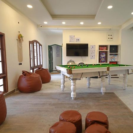 Destin Olympus Banjara Hostel Hyderabad Exterior foto