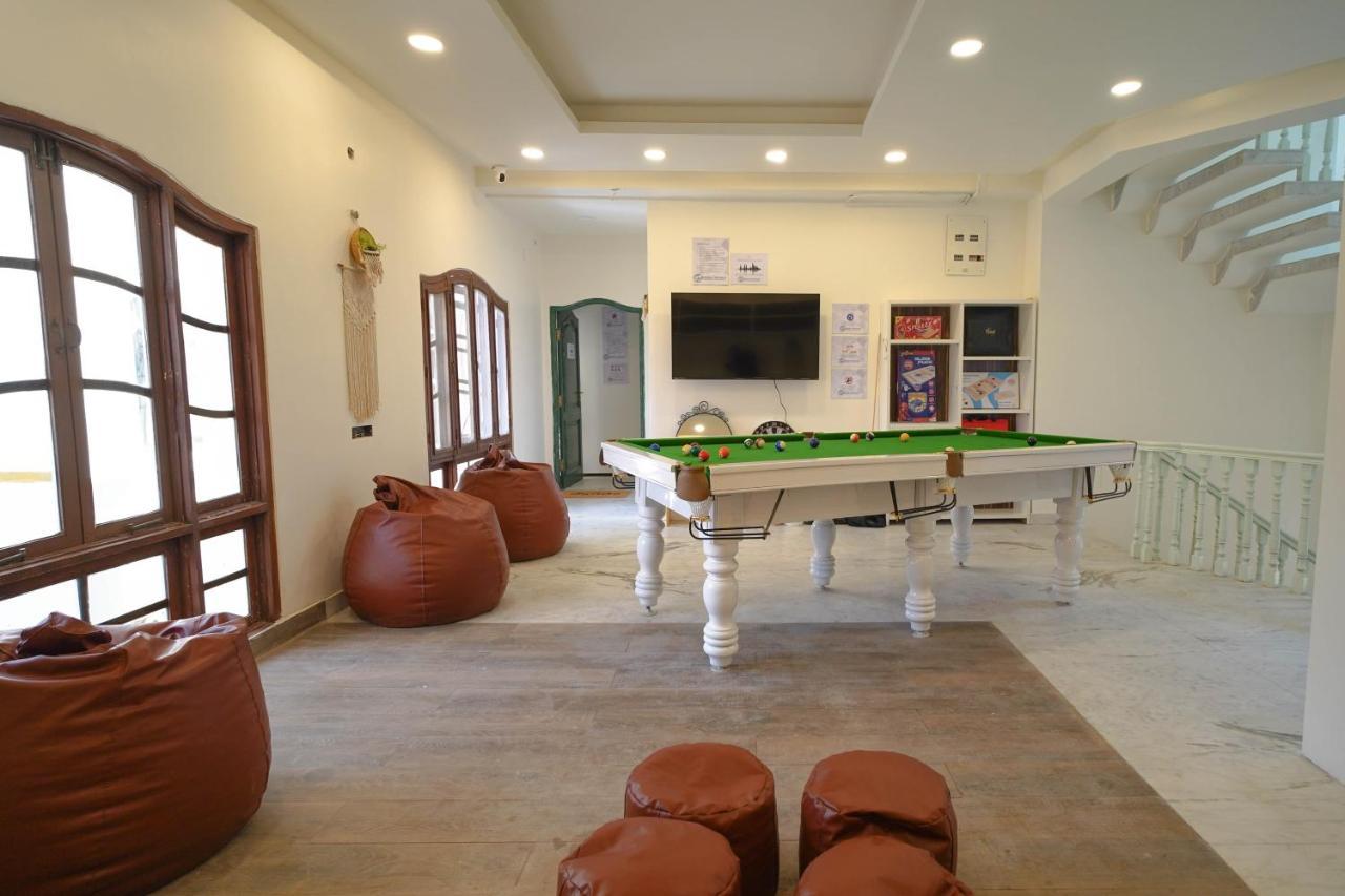 Destin Olympus Banjara Hostel Hyderabad Exterior foto